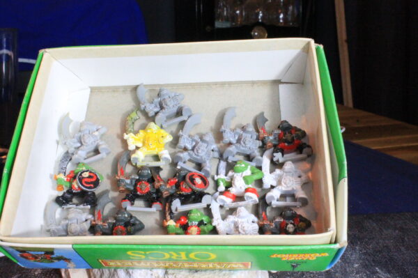 30 x Warhammer Orcs (#38) - Image 3