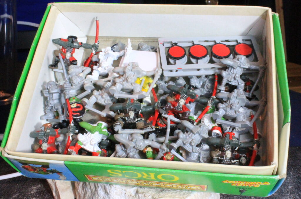 30 x Warhammer Orcs (#38)