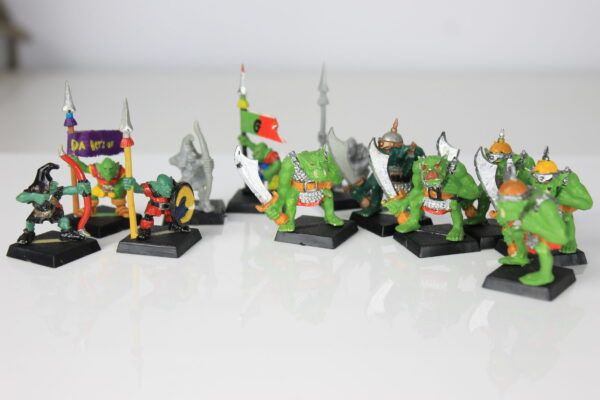 12 x Warhammer Orcs and Goblins